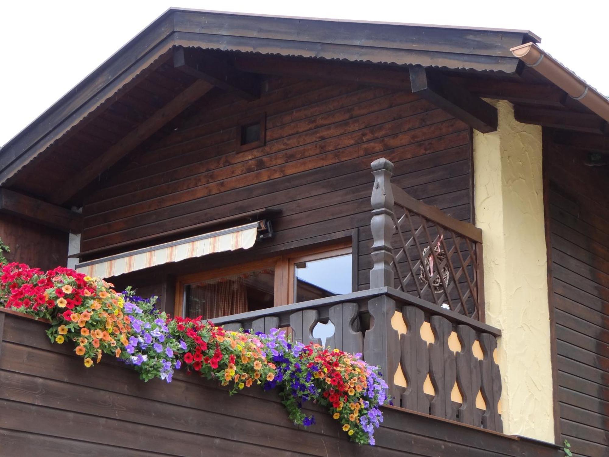 Haus Rustikana Lägenhet Mittenwald Rum bild