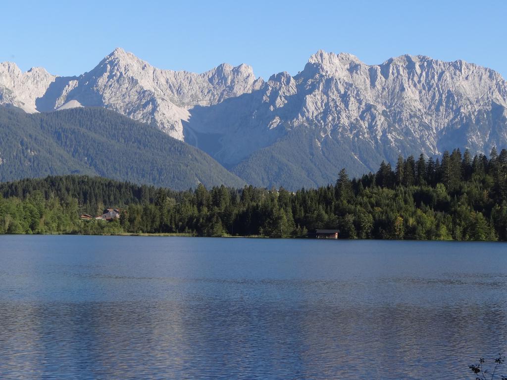 Haus Rustikana Lägenhet Mittenwald Exteriör bild